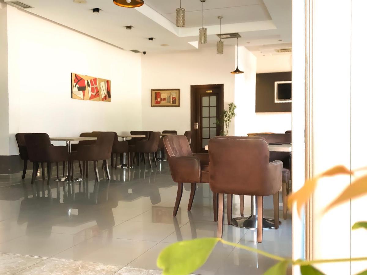 Hotel Arifi Shkoder Exterior photo