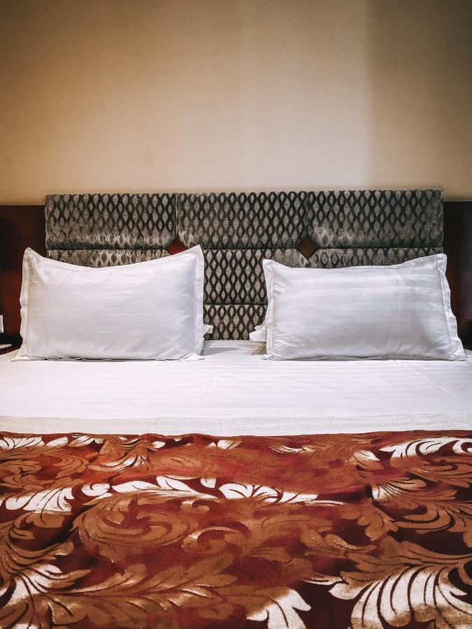 Hotel Arifi Shkoder Exterior photo