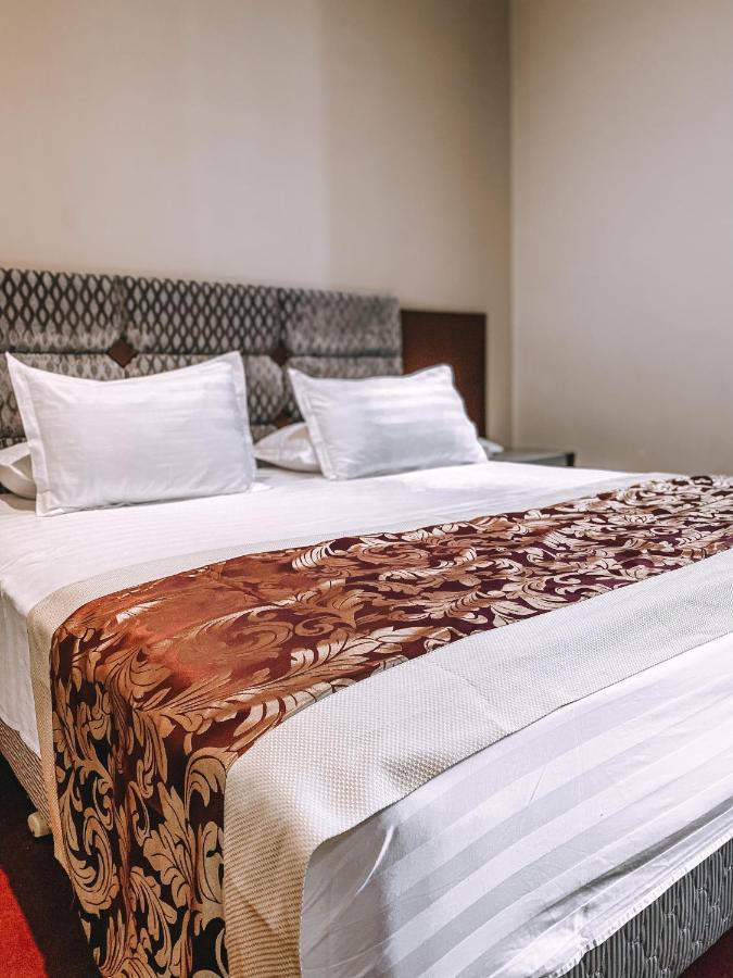 Hotel Arifi Shkoder Exterior photo