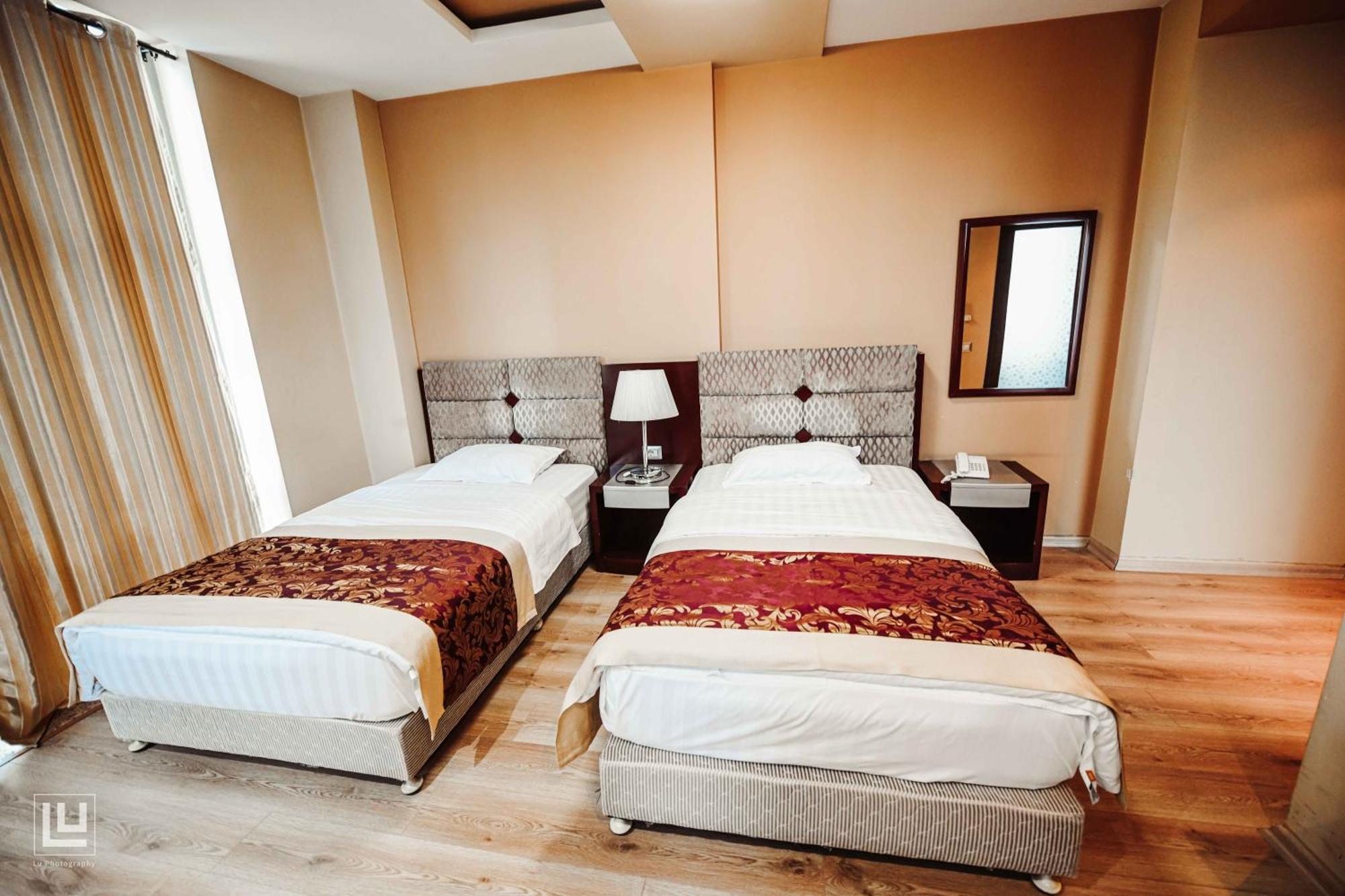 Hotel Arifi Shkoder Exterior photo