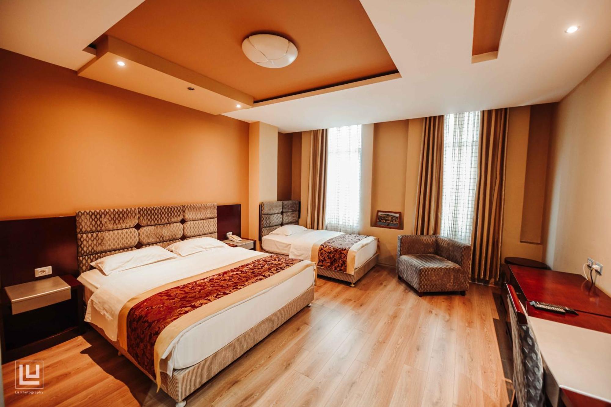 Hotel Arifi Shkoder Exterior photo